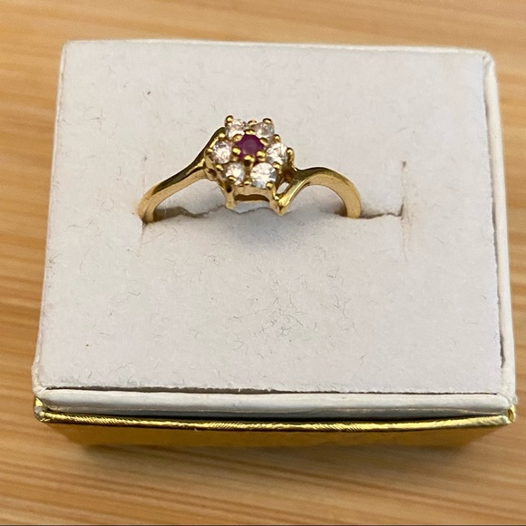 14K Gold Plated Pink and Clear Crystal Stone Flower Ring - Picture 9 of 15